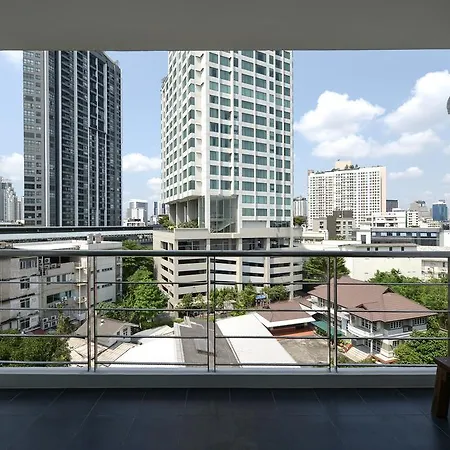 Bangkok Feliz Sukumvit69 Apartment